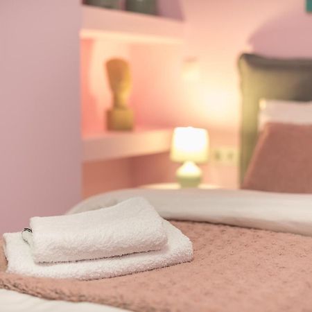 Appartamento The Courtyard Oasis Atene Esterno foto