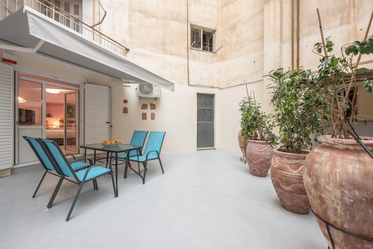 Appartamento The Courtyard Oasis Atene Esterno foto