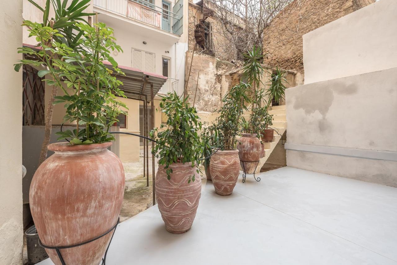 Appartamento The Courtyard Oasis Atene Esterno foto
