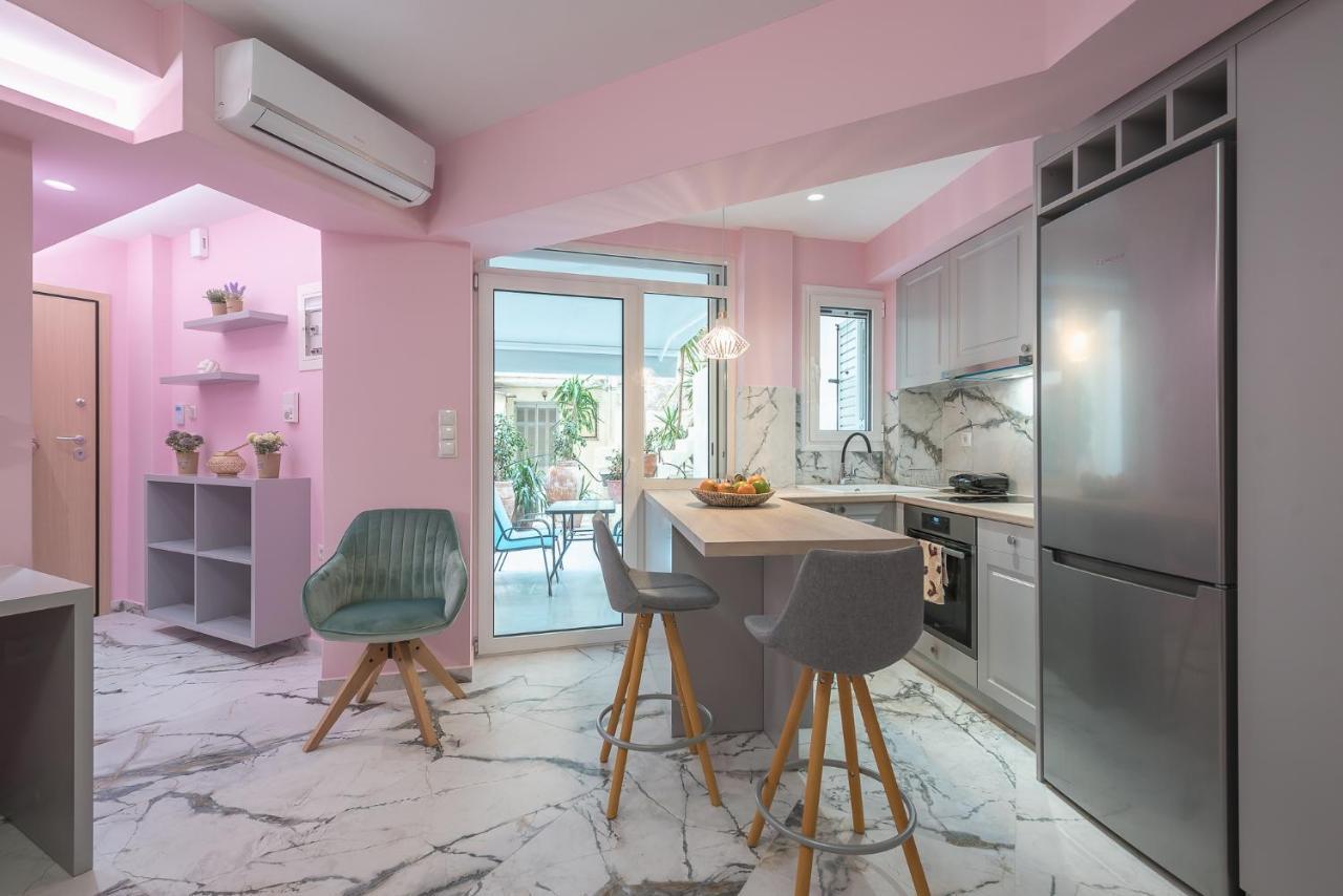 Appartamento The Courtyard Oasis Atene Esterno foto
