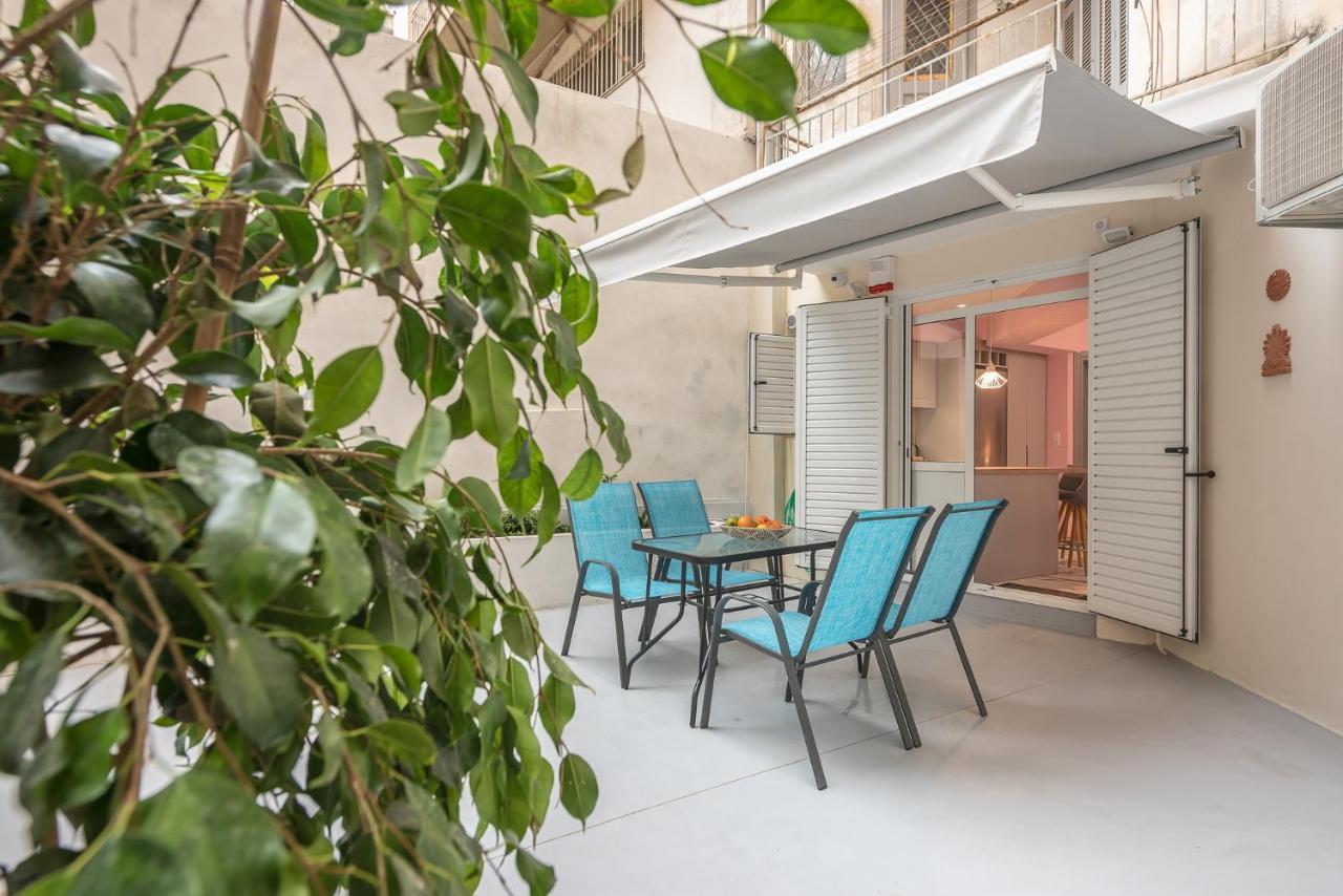 Appartamento The Courtyard Oasis Atene Esterno foto