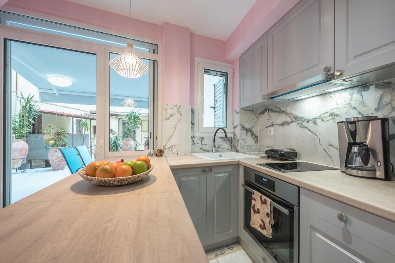 Appartamento The Courtyard Oasis Atene Esterno foto